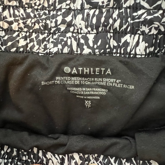 Athleta MESH RACER RUN SHORT 4" - Picture 4 of 4